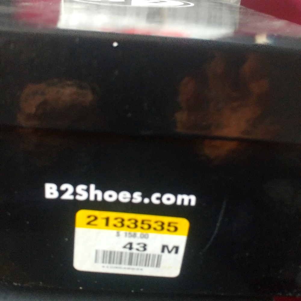 Mens shoes